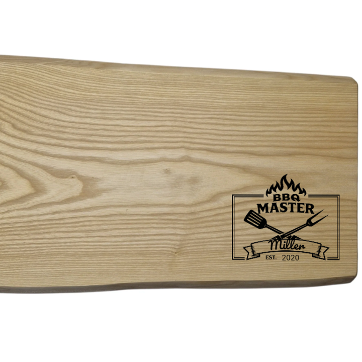Schneidebrett personalisiert Grill Kern-Esche mit Baumkante